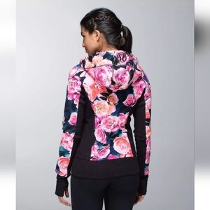 RARE Lululemon Secret Garden Vintage Pink Floral Roses Scuba Hoodie II Size 4